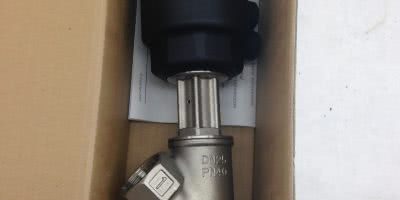 SPIRAX SARCO PF61G-2NC (1” BSP) PISTON ACTUATED ON/OFF (B406) 1