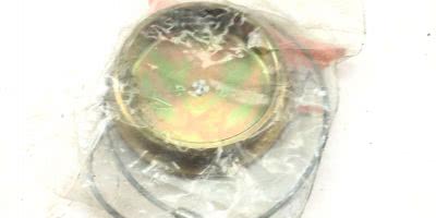NEW IN BAG HYDRAULICS INC 5TV-DP-32 DUST PLUG, FAST SHIPPING! (A215) 1