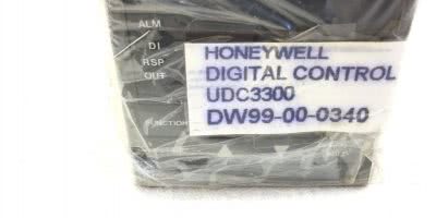 NEW NO HOUSING HONEYWELL UDC3300 TEMPERATURE CONTROLLER, FAST SHIPPING! (B250) 1