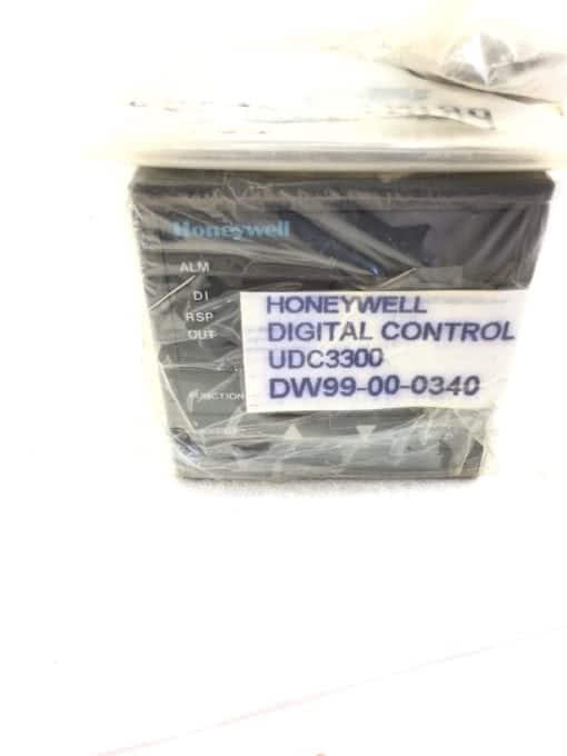 NEW NO HOUSING HONEYWELL UDC3300 TEMPERATURE CONTROLLER, FAST SHIPPING! (B250) 1