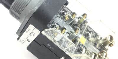 ALLEN BRADLEY 800T-FXP16GA1 PUSH BUTTON WITH CONTACT BLOCK NEW NO BOX (H48) 1