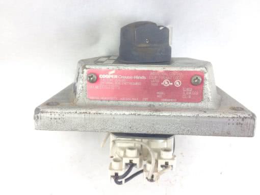 COOPER CROUSE-HINDS EDS21275, 0205871-3 HD SWITCH, HAZARDOUS LOCATION FACE(A321) 1