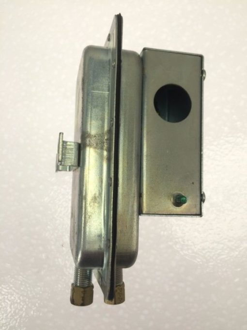 Cleveland Controls AFS-222 Pressure Sensing Switch NNB G42 2