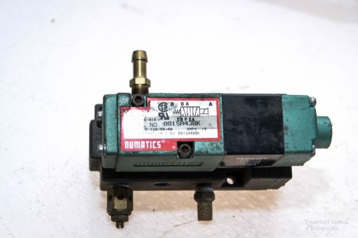 NUMATICS 081SA43BK PNEUMATIC SOLENOID VALVE 120VAC 15AMP 50/60HZ! NEW! (G52) 2