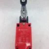 ALLEN-BRADLEY GUARD MASTER LIMIT SWITCH IEC 60947-5-1 (F35) 1
