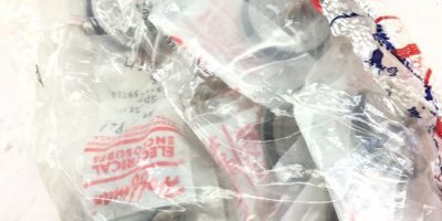 NEW IN BAG LOT OF 13 Hoffman A-SPB Full Size Hole Plug, FAST SHIPPING! (B229) 1