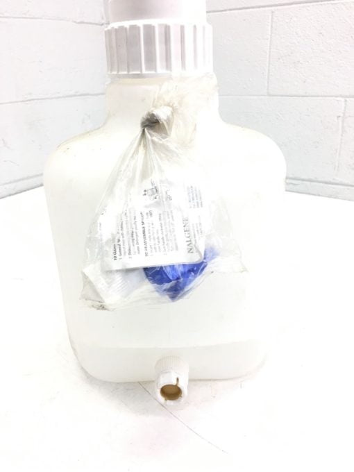 NEW NALGENE 8-0400-07 STANDARD 10 LITER LOW DENSITY POLYETHYLENE CARBOY, (B267) 2