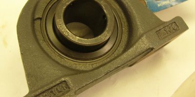 SEALMASTER GOLD LINE NP-21 1-5/16 2-BOLT PILLOW BLOCK BEARING 700186 NEW (F86) 1