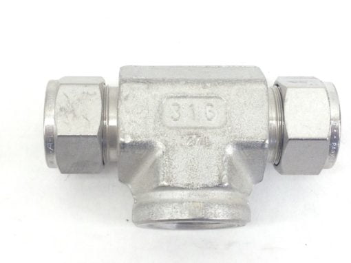 PARKER 327L SS “T” FITTING 3/4” TO 1” (F111) 2