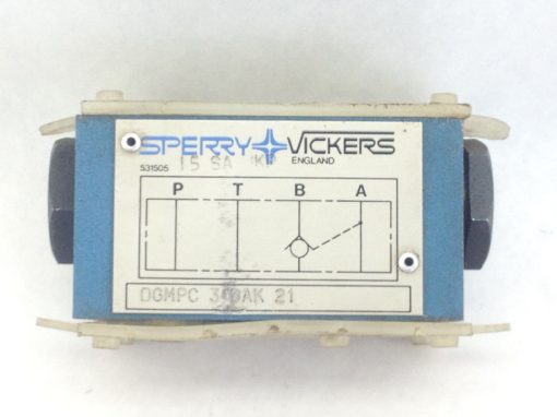 SPERRY & VICKERS DGMPC-3-BAK-21 PILOT OPERATED VALVE NEW (A438) 1