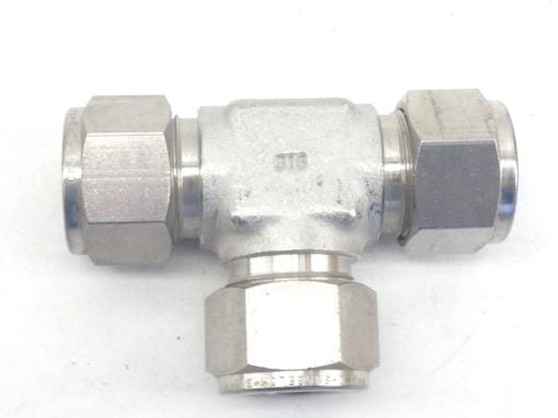 SWAGELOK 5/8” 316SS “T” FEMALE TUBING CONNECTOR (A876) 2