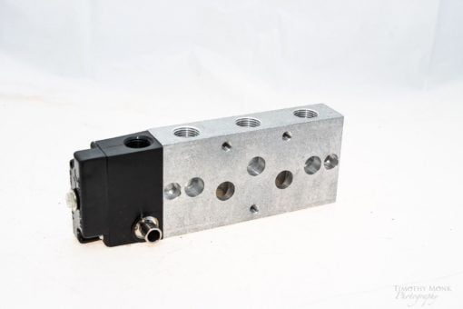 VERSA VALVES SWI-1P PNEUMATIC SOLENOID AIR VALVE NEW IN BAG! FAST SHIPPING (G46) 2