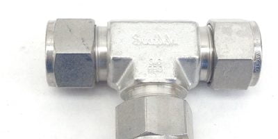 SWAGELOK 5/8” “T” TUBING CONNECTOR 316SS FBS (F27) 1