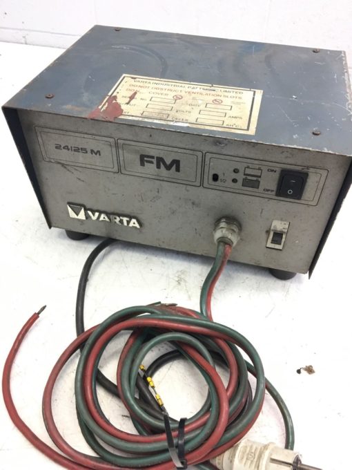 USED VARTA BATTERY TESTER OR CHARGER E240 24/25 M, 523.448, 240 VAC, 4