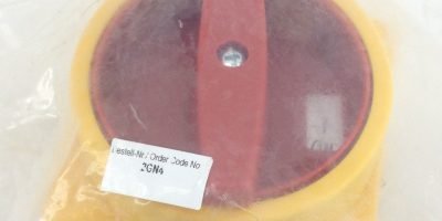 BESTELL 2GN4 OFF / ON RED SELECTOR KNOB OPERATOR (A767) 1