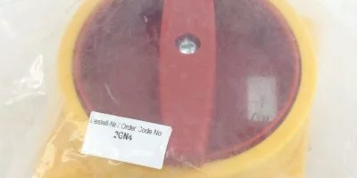 BESTELL 2GN4 OFF / ON RED SELECTOR KNOB OPERATOR (A767) 1