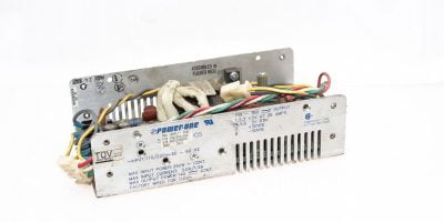 POWER-ONE F0025 00100B 5VDC POWER SUPPLLY INPUT: 110/220VAC USED FAST SHIP (G58) 1