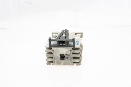 EATON CUTLER HAMMER 9-2650-1 9 AMP 600VAC CIRCUIT BREAKER COIL USED! (G58) 2