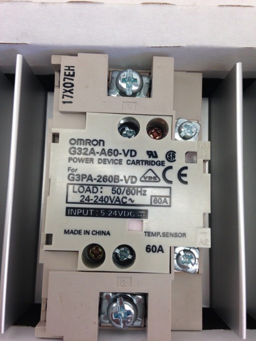 OMRON G3PA-260B-VD SOLID STATE RELAY (B412) 2