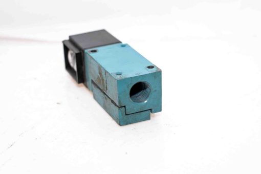 MICRO SWITCH FE-LPK03C-2S PHOTOELECTRIC SENSOR NEW (A443) 2