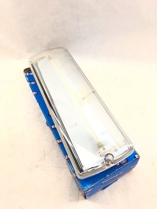 NEW IN BOX ETERNA YD630M EMERGENCY BULKHEAD IP65 8W T5 3 HOUR MAINTAINED (B413) 1