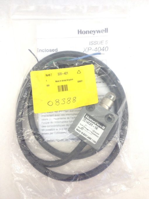 HONEYWELL 14CE2-1K ROLLER PLUNGER LIMIT SWITCH 5A 250VAC (F267) 1