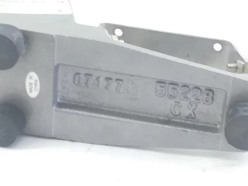FMC SYNTRON F-T0-C MAGNETIC FEEDER *** BASE ONLY *** NO COIL (B457) 3