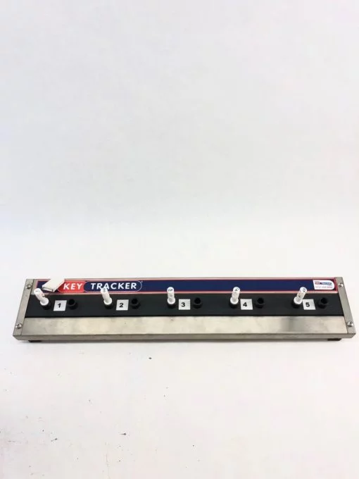 USED KEYTRACKER KEY TRACKER M5G PEG BOARD 5 RETENTION PEGS, GREAT SHAPE, (B430) 1