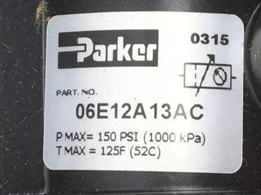 NEW IN FACTORY BOX PARKER 06E12A13AC 1/4” PNEUMATIC FILTER REGULATOR (B547) 2