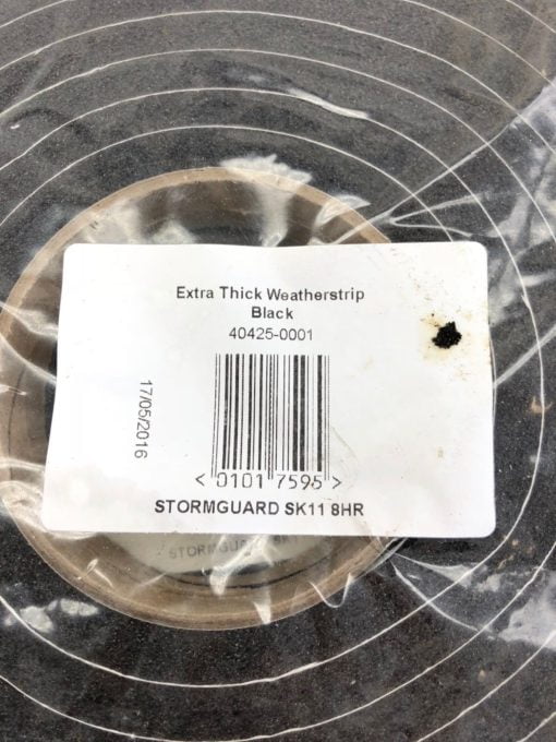 LOT OF 3 NEW STORMGUARD SK11 8HR 40425-0001 EXTRA THICK WEATHERSTRIP, BLACK B432 2