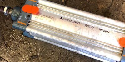 REBUILT METAL WORK PNEUMATIC 1213A10200AN AIR CYLINDER 200 STROKE (P8) 1