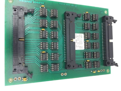 COE MANUFACTURING CO ALPHA OMEGA PC BOARD 288-1371-50 SPLITTER BD W/3 ICs (H258) 1