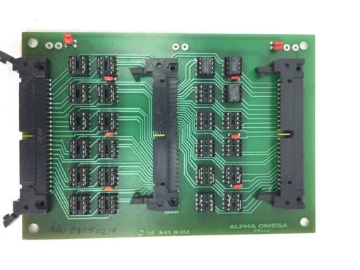 COE MANUFACTURING CO ALPHA OMEGA PC BOARD EB8119 SPLITTER BD W/24 ICs NEW! (H256 2