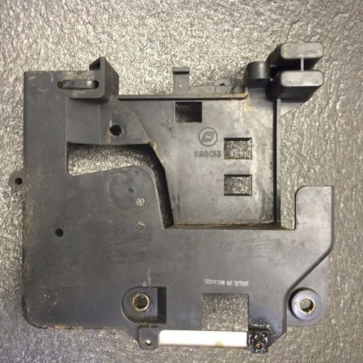 JOHNSON BRACKET ASSEMBLY 0586013 1996-1997 200HP 225HP 250HP OBSOLETE PART 2