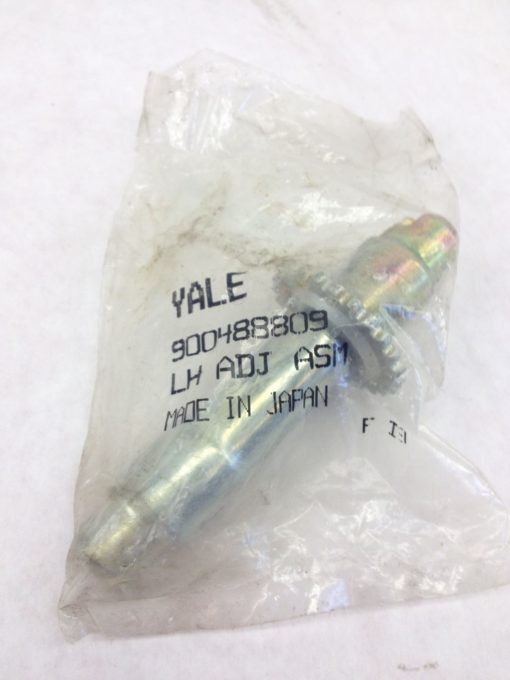 NEW! YALE FORKLIFT 900488809 LEFT HAND ADJUSTER ASSEMBLY FAST SHIP!!! (F255) 1