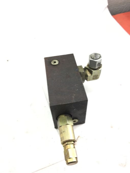 USED GREAT CONDITION 0008AA134002 AIR MANIFOLD, FAST SHIPPING! (B369) 1