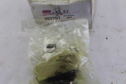 Lincoln 882201 UV Valve 20S **LOT OF 5** (B251) 1