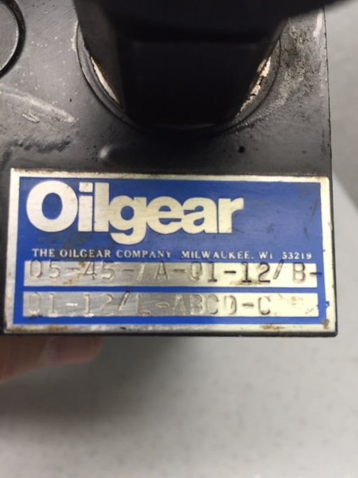 OILGEAR 05-45-7A-01-12/B-01-12/L-ABCD-C HYDRAULIC VALVE (B49) 4