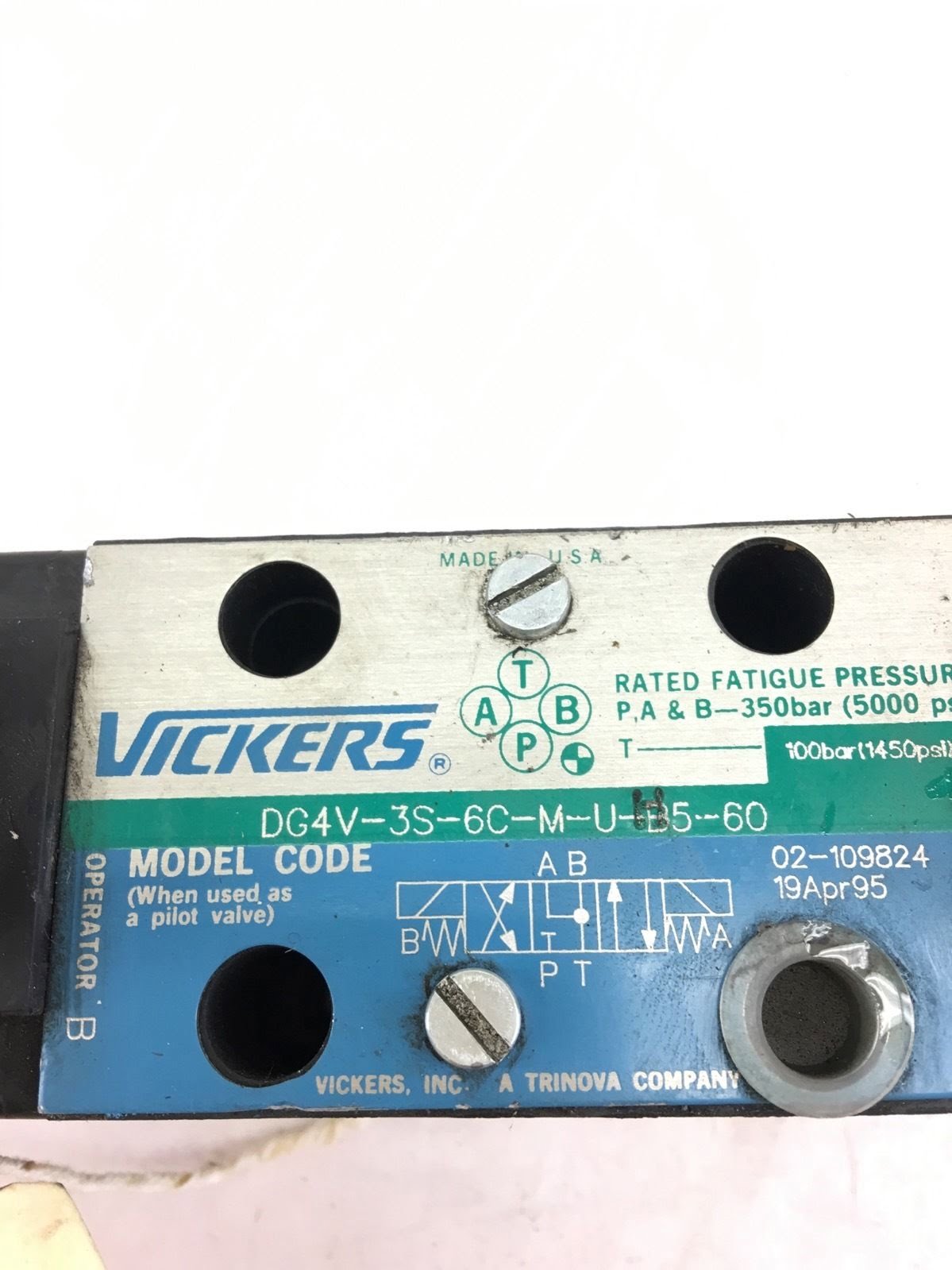 Details about   VICKERS DG4V-3S-7C-M-U-X5-60 SOLENOID VALVE NEW NO BOX *