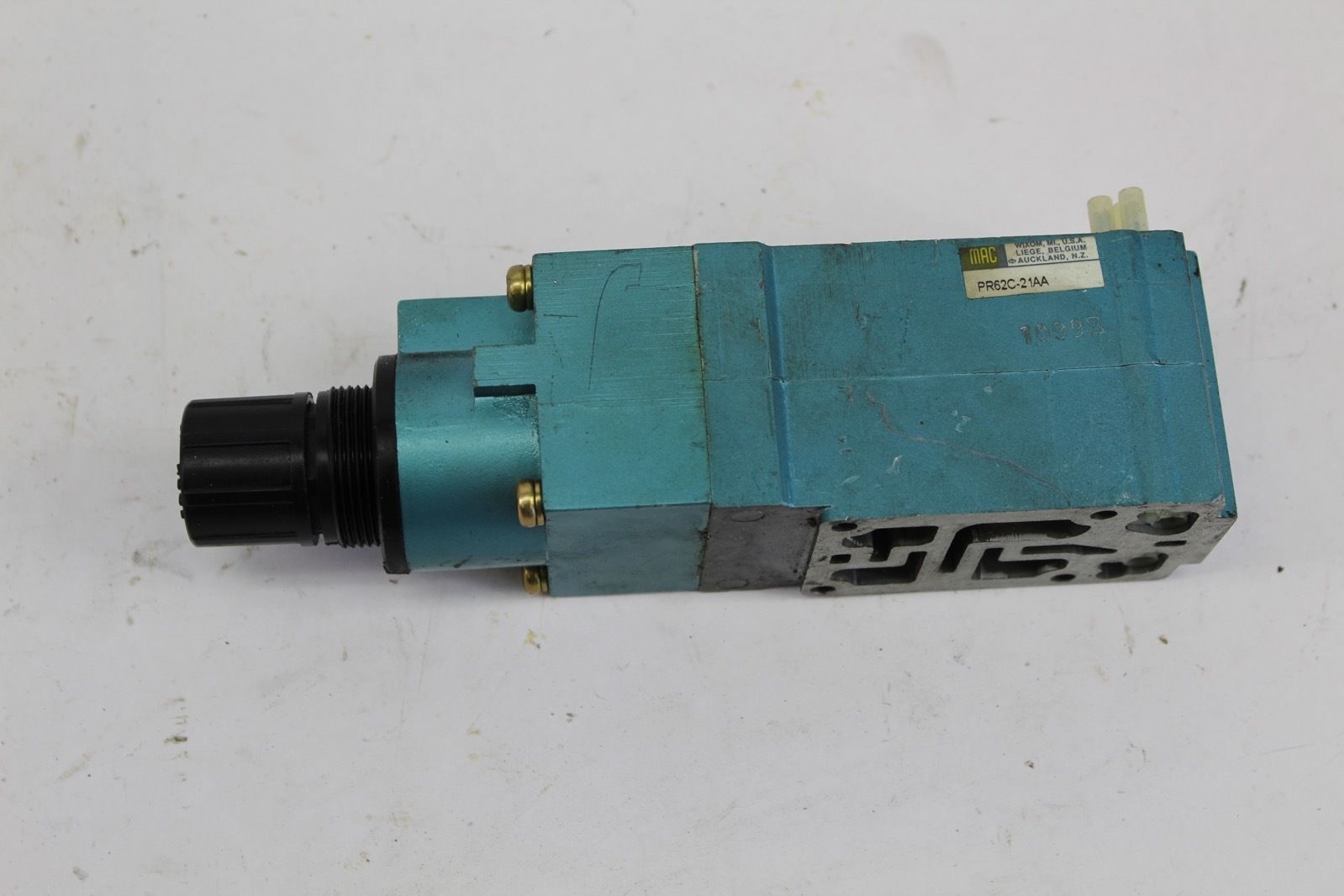 Mac Valve Pressure Regulating Valve PR62C-21AA *USED* (B272) 1