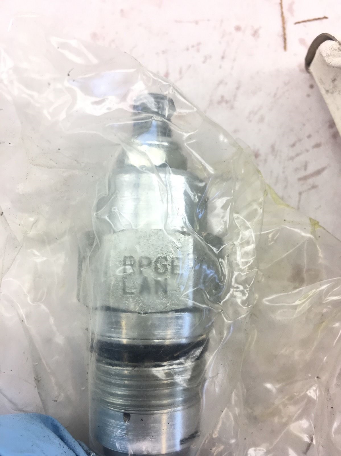 NEW IN BOX SUN HYDRAULICS RPGE-LAN PISTON RELIEF VALVE, FAST SHIPPING! (A84) 2