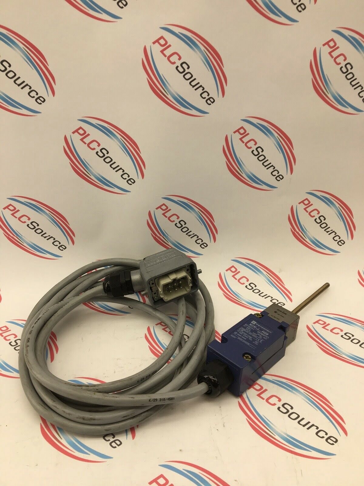 TELEMECANIQUE LIMIT SWITCH ZCK E08