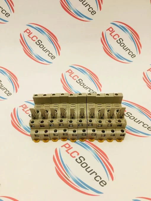 OMRON RELAY BASE 10A 250V P2RF-05-E LOT OF 10