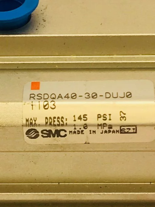 SMC CYLINDER RSDQA40-30-DUJ01103 - Image 2
