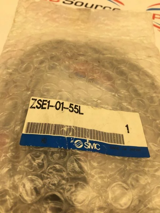 SMC ZSE1-01-55L VACUUM PRESSURE SWITCH - Image 2