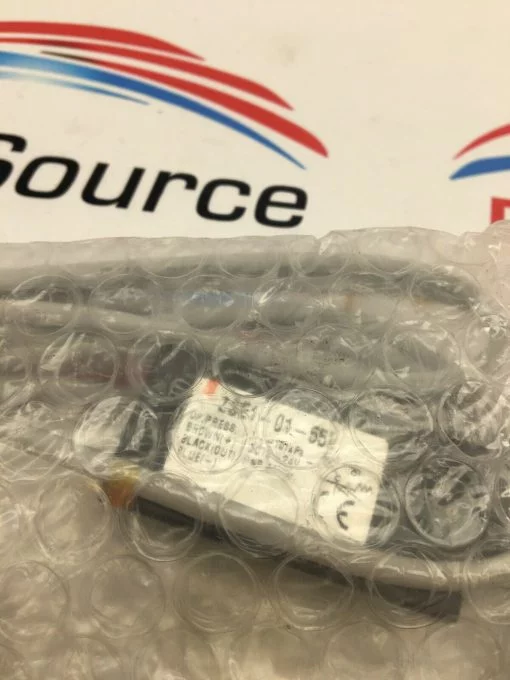 SMC ZSE1-01-55L VACUUM PRESSURE SWITCH - Image 4