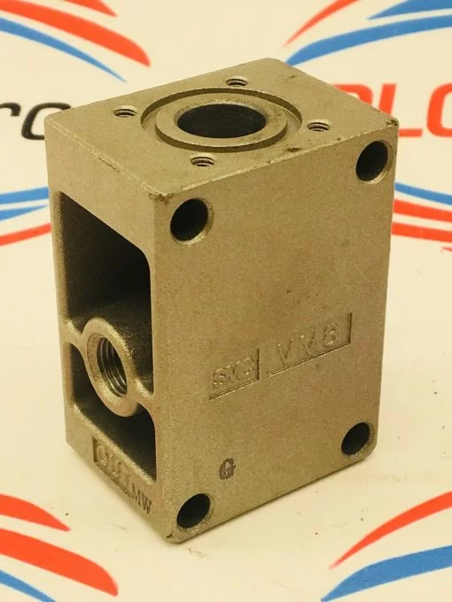 SMC VALVE PNEUMATIC VM8 - Image 2