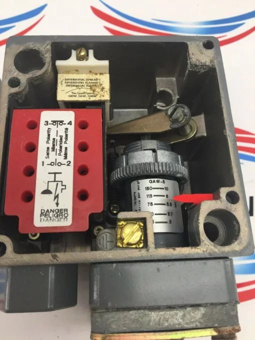 SQUARE D 9012 GAW-5 SERIES C ADJUSTABLE PRESSURE SWITCH - Image 4
