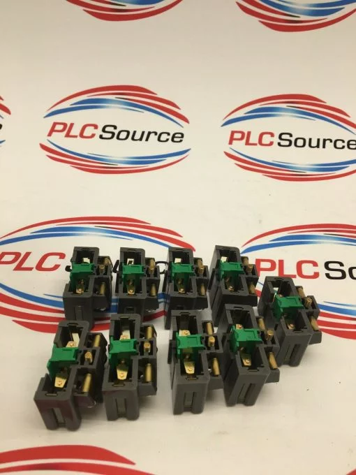 IDEC BS010E CONTACT BLOCKS   Lot of 9