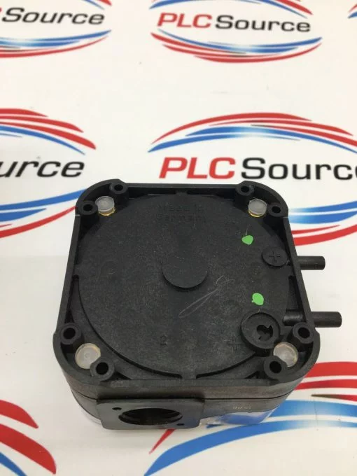 DUNGS 217-062A AIR PRESSURE SWITCH 2"-20" WC 266912 - Image 5